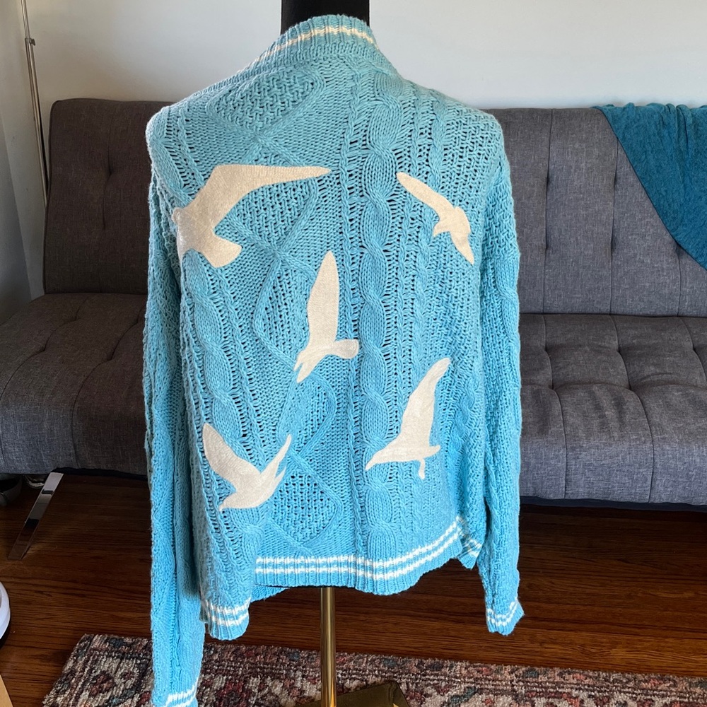 Taylor Swift Light Blue 1989 Cable Knit Cardigan size M/L - Picture 3 of 5
